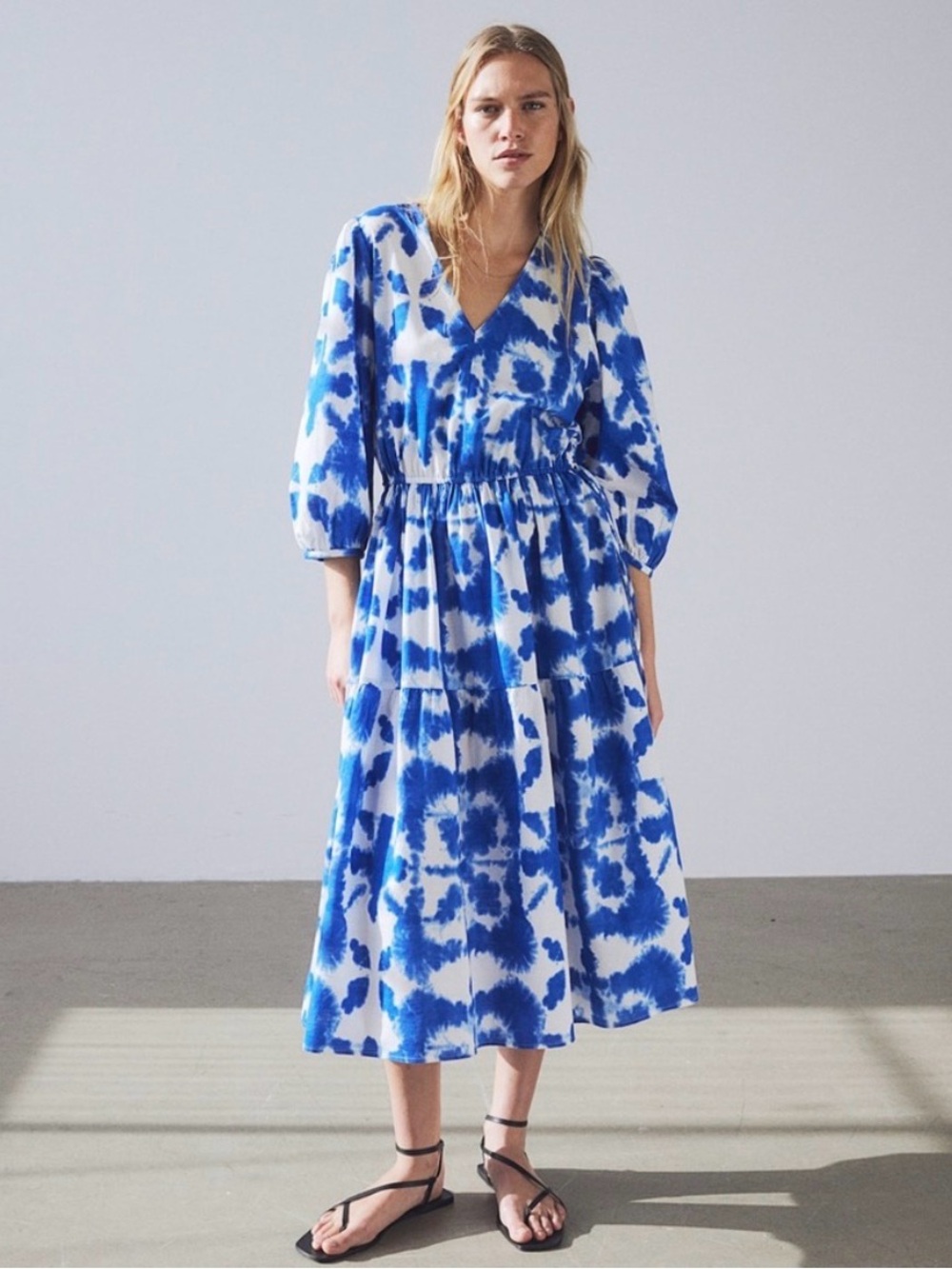 h&m blue wrap dress | Dresses | Hm Womens White Tie Dye Midi Womens H Column Dresses Navy & Tan Wingtip Size:Size 14